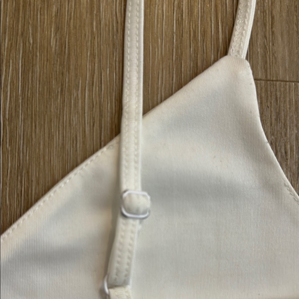 Dynamite White Sleeveless Crop Camisole - Picture 4 of 4